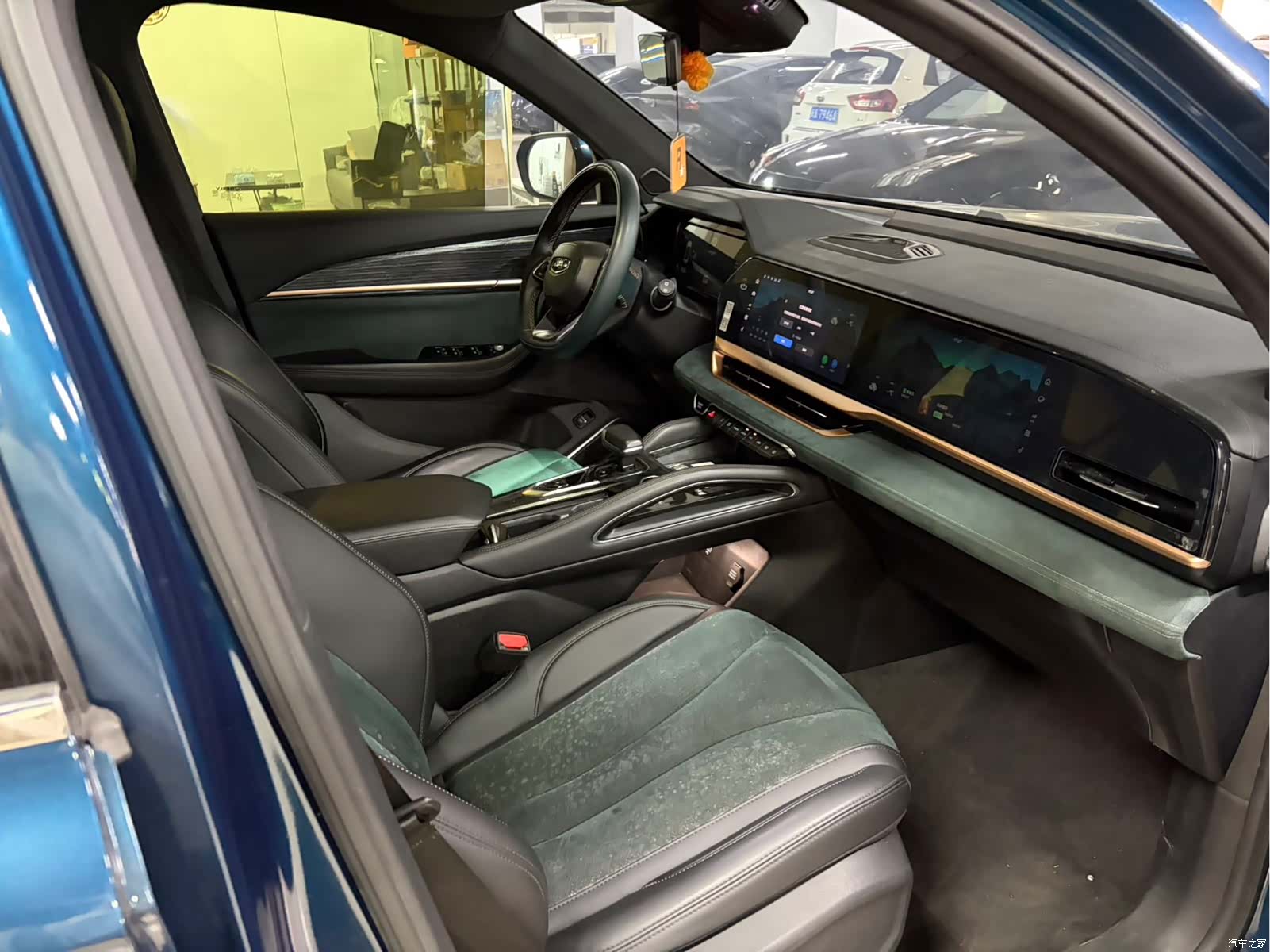 Geely Xingyue L, 2022 все фото