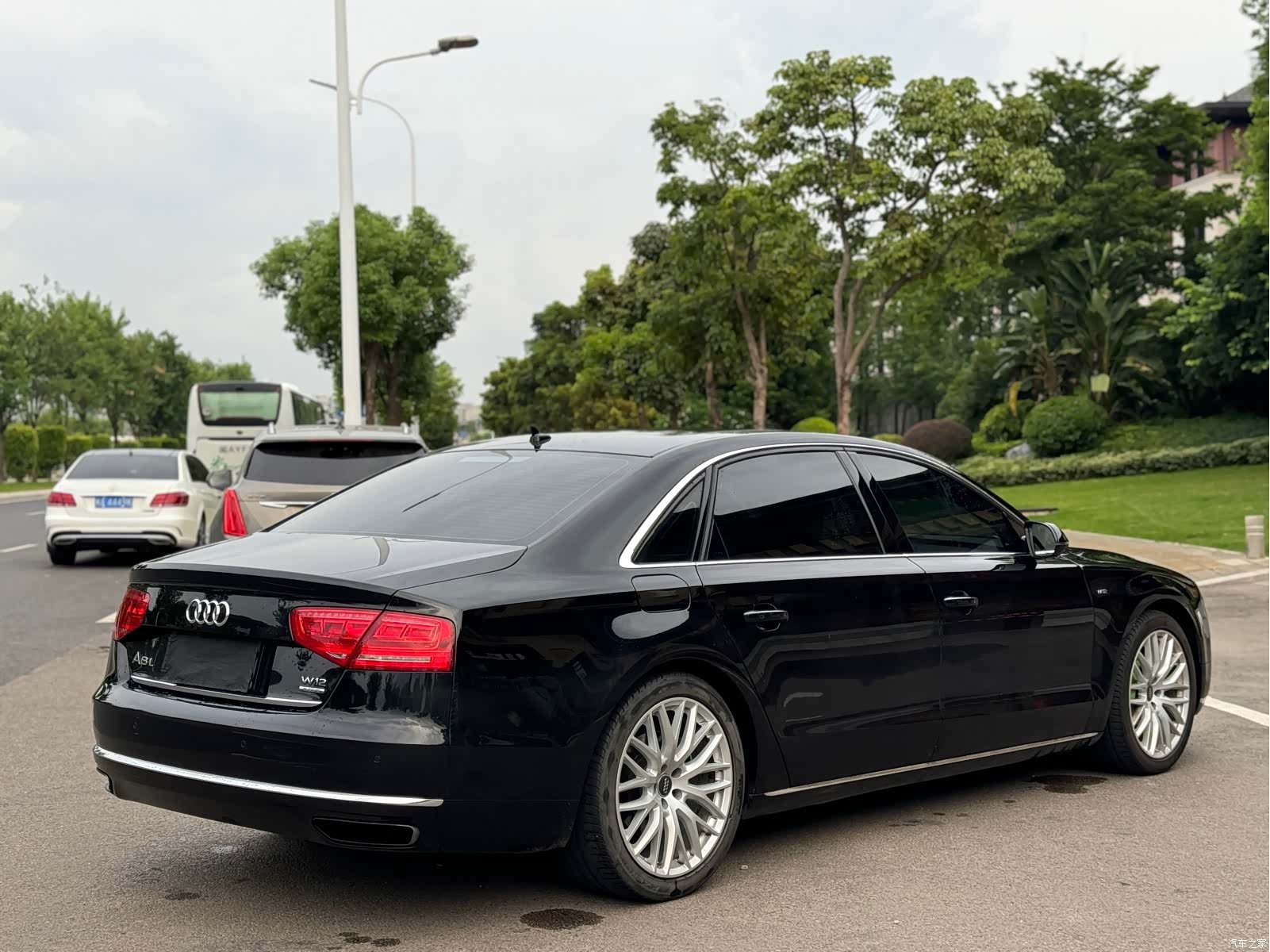 Audi A8L, 2014 15