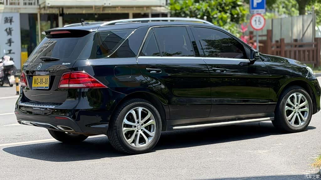 Mercedes-Benz GLE, 2019 6