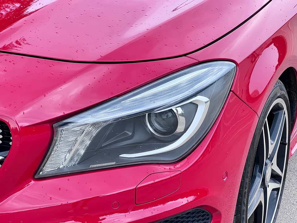 Mercedes-Benz CLA