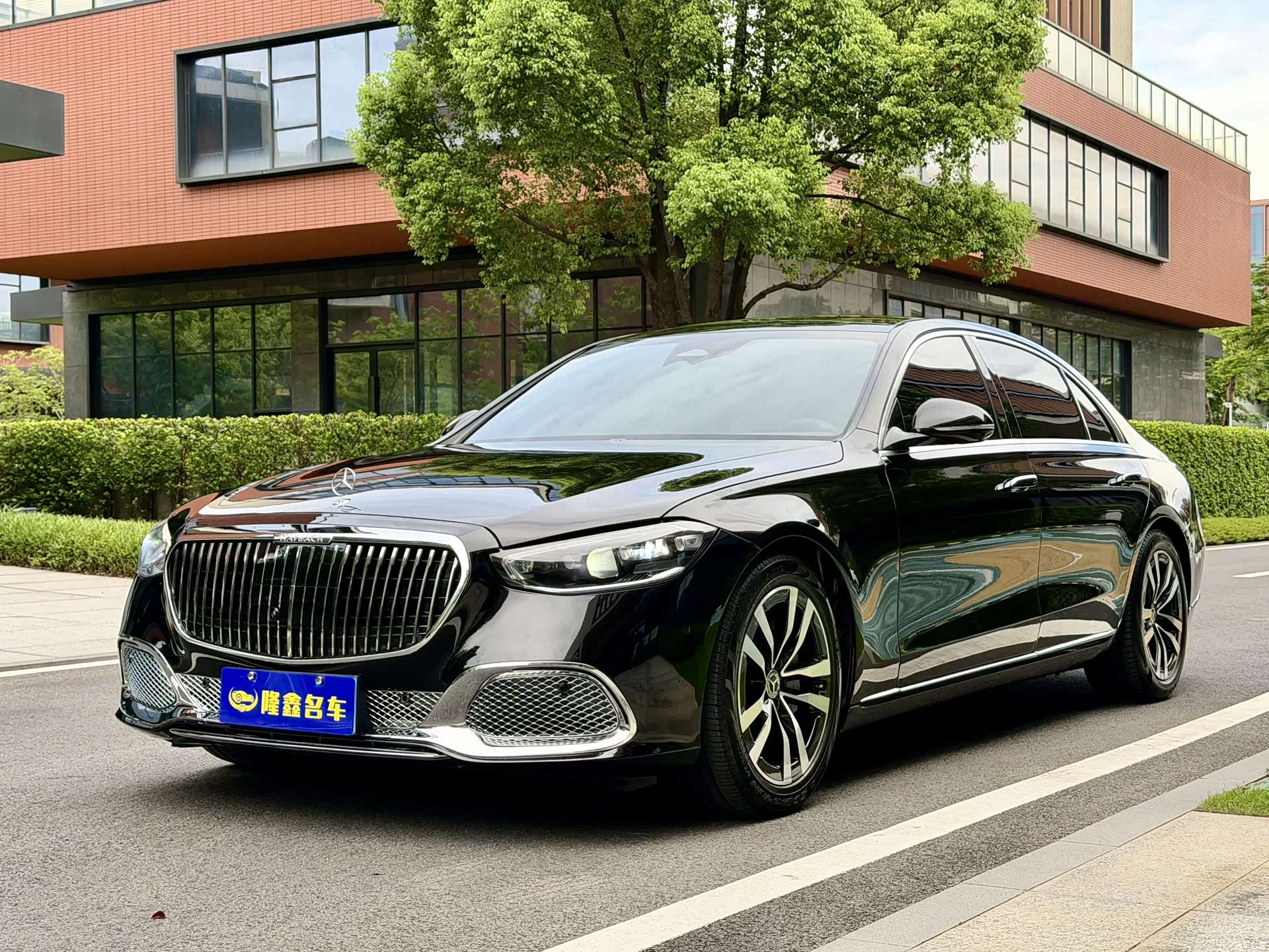 Mercedes-Benz S-Class, 2024 1