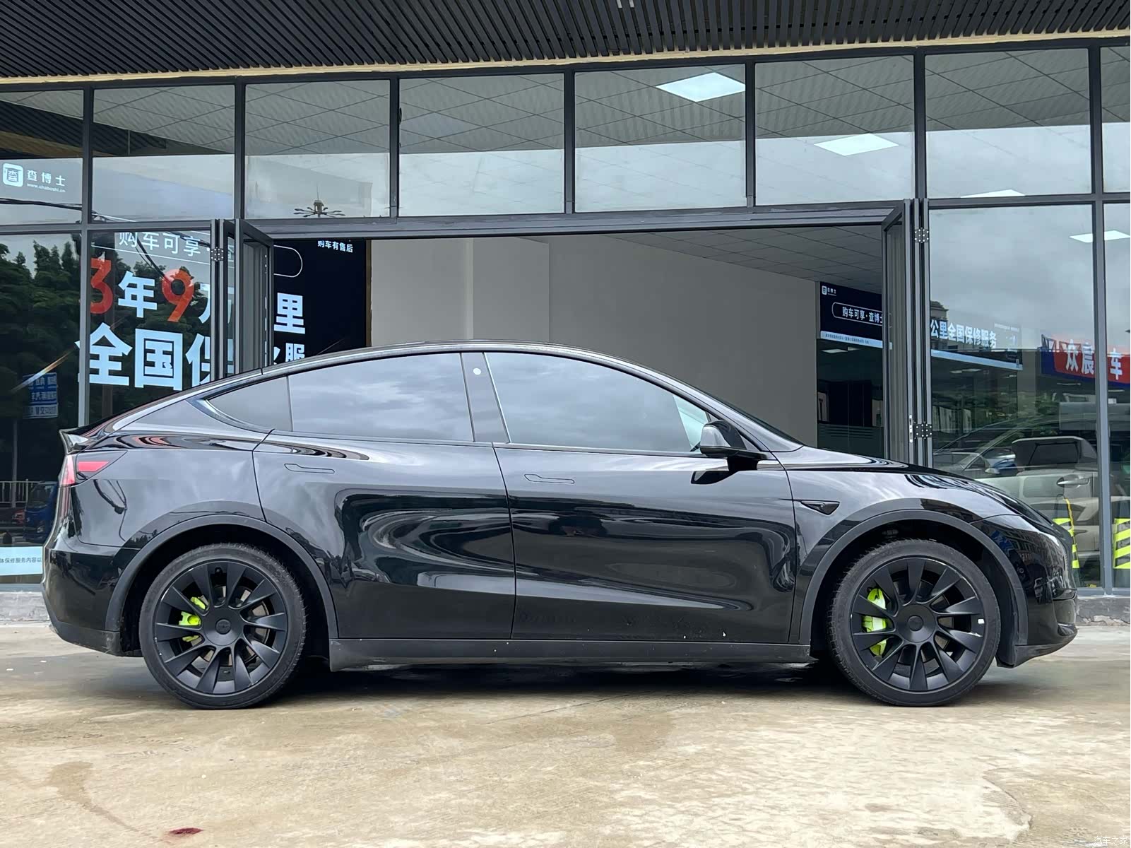 Tesla Model Y, 2024 4