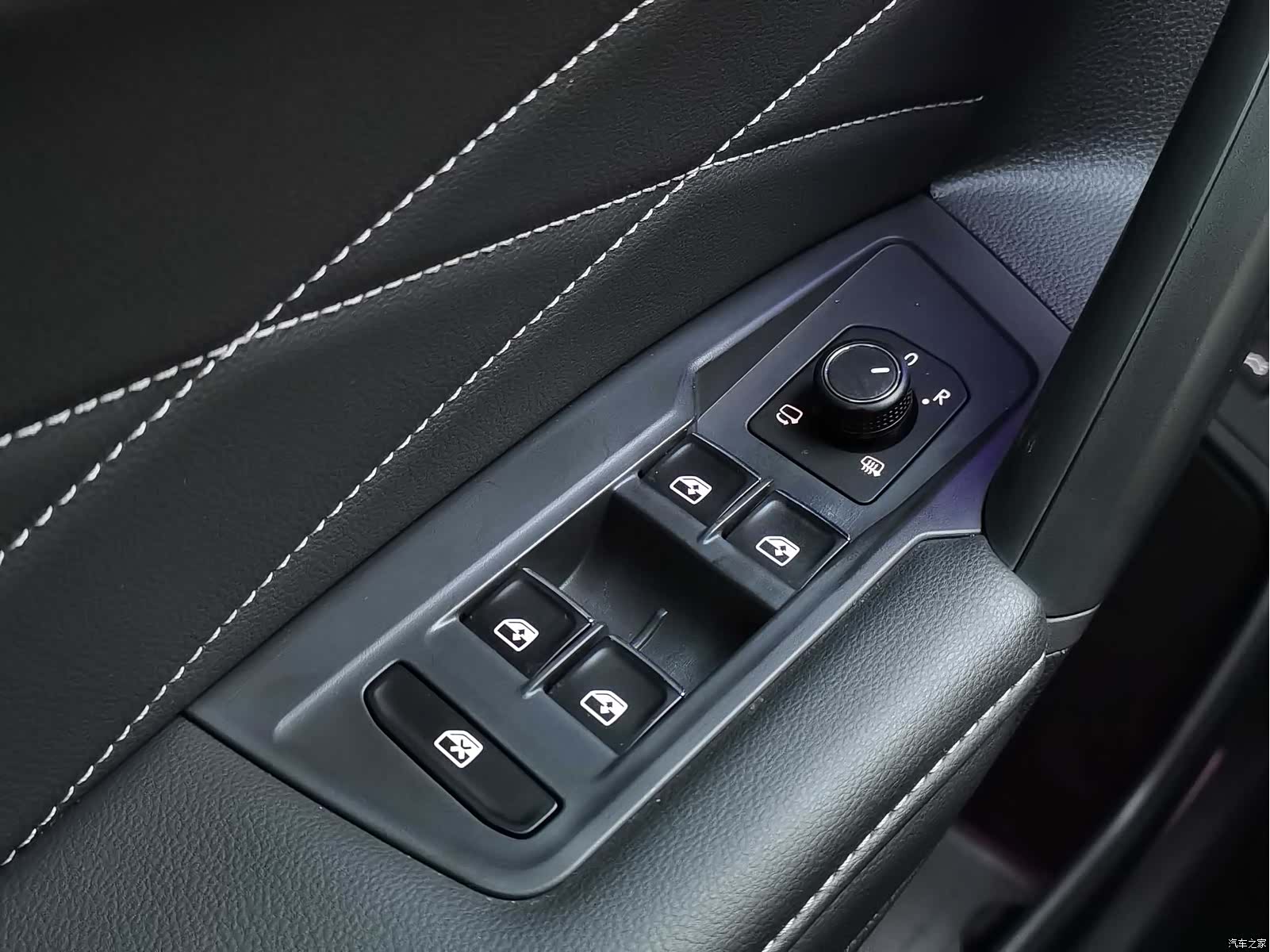 Volkswagen Tiguan L, 2022 20