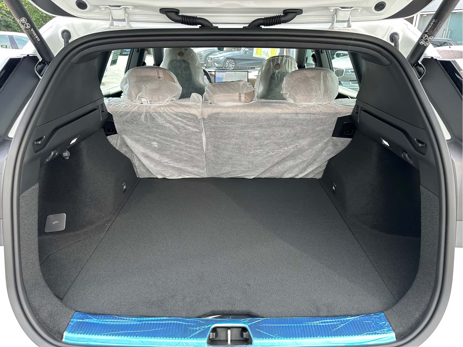 Volvo XC70, 2026 16