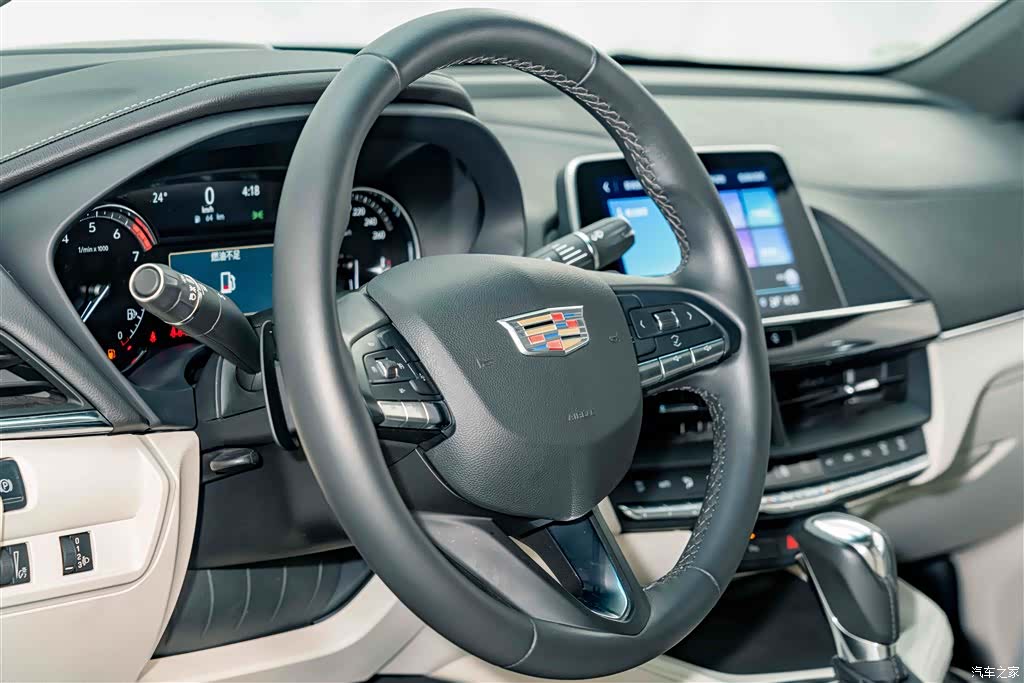 Cadillac CT4, 2023 9