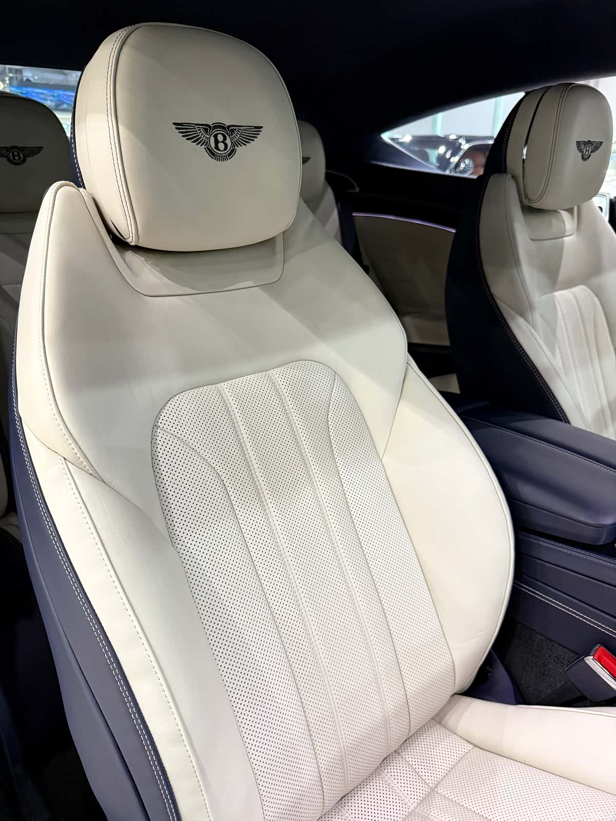 Bentley Continental GT, 2023 19