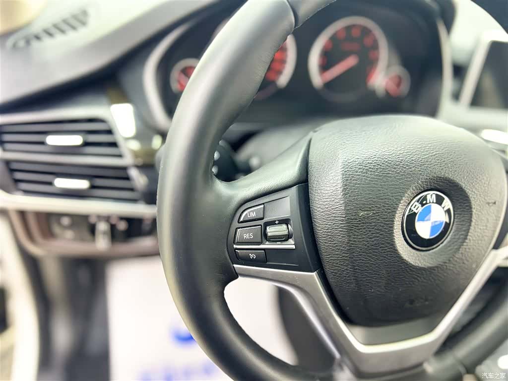 BMW X5, 2015 12
