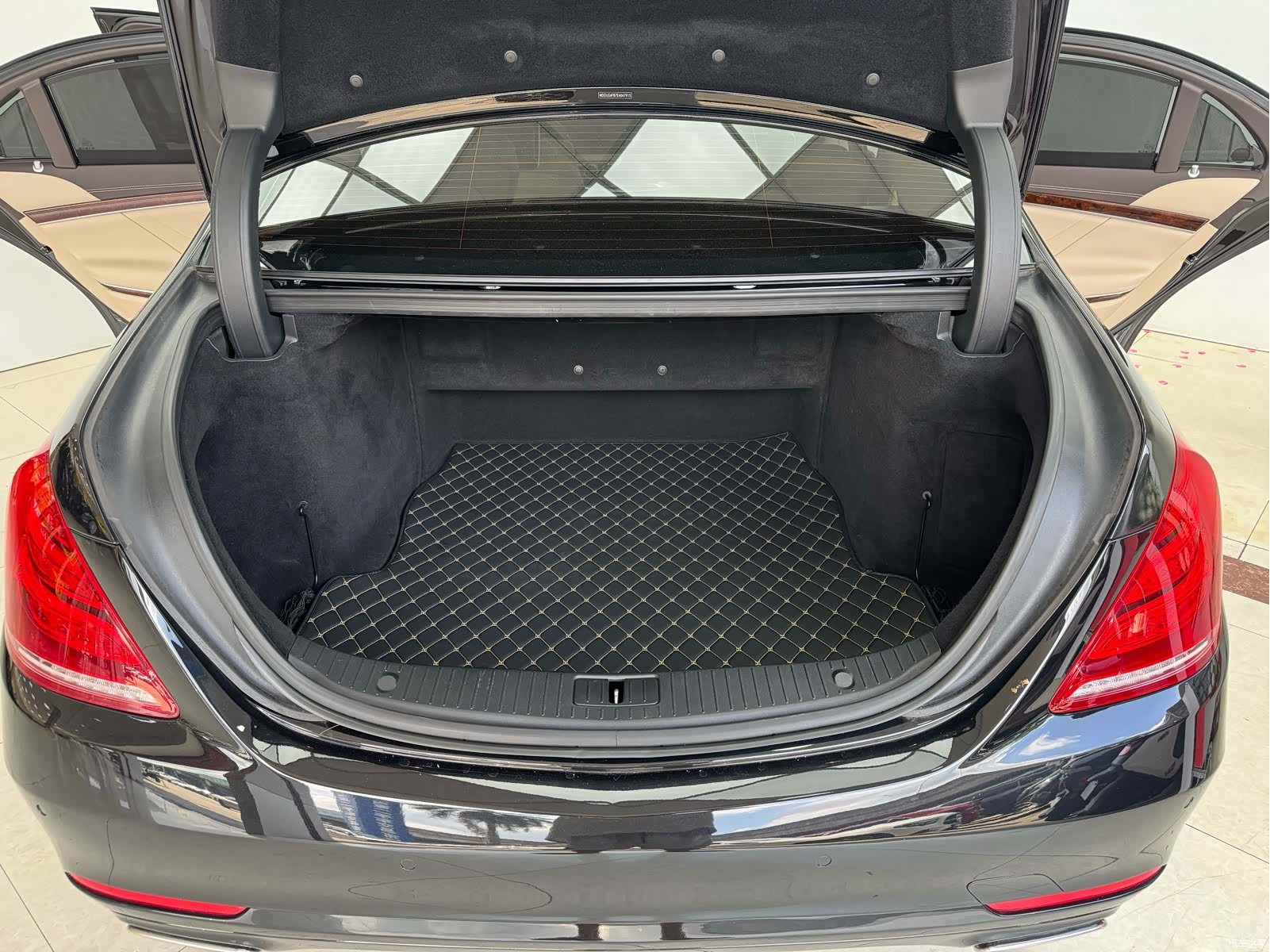 Mercedes-Benz S-Class, 2014 23