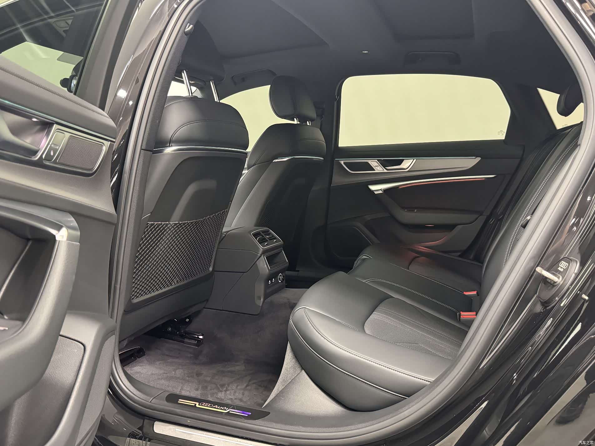 Audi A6L, 2025 15