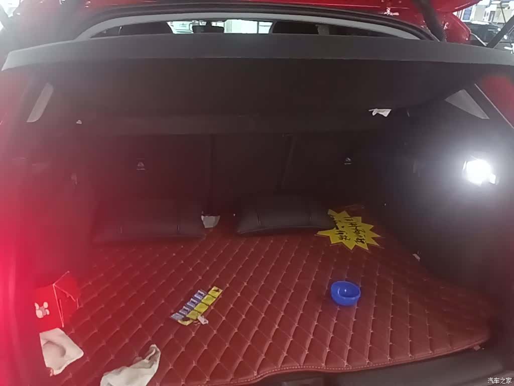 Audi Q2L, 2020 19