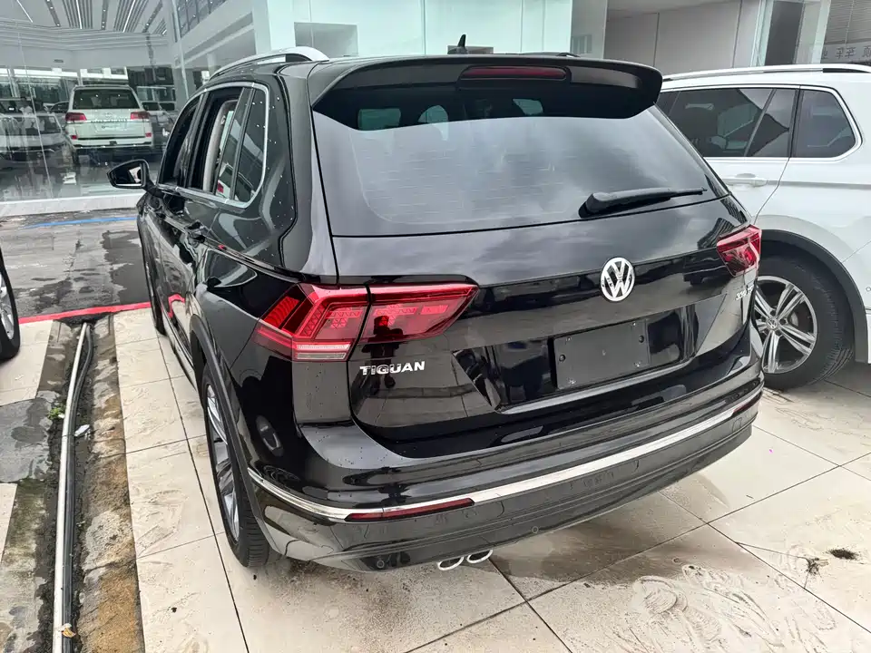 Volkswagen Tiguan Volkswagen Tiguan