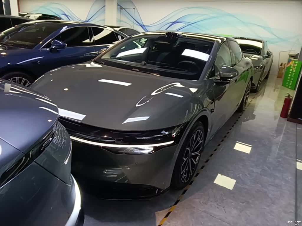 Zeekr 007, 2024 2