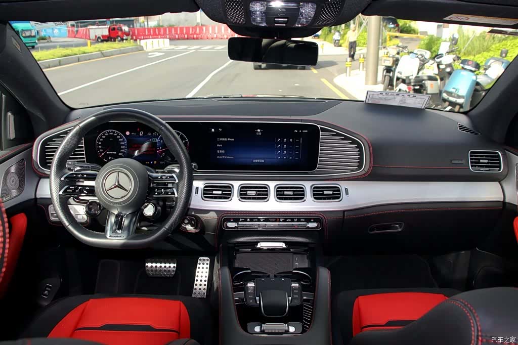 Mercedes-Benz GLE, 2025 9
