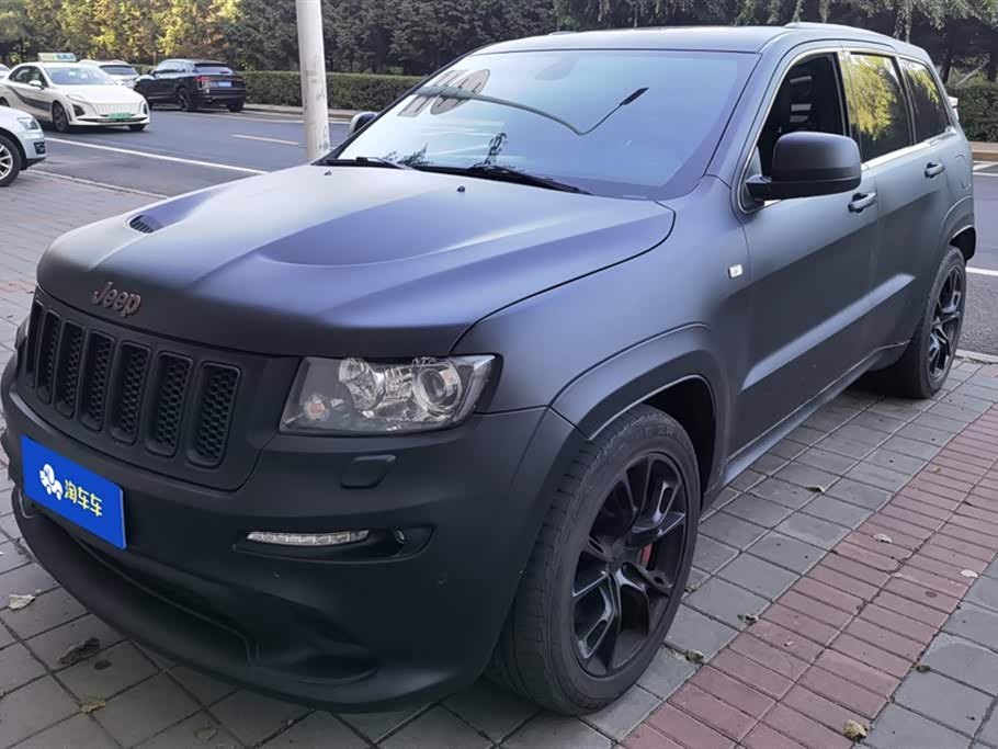 Jeep Grand Cherokee SRT