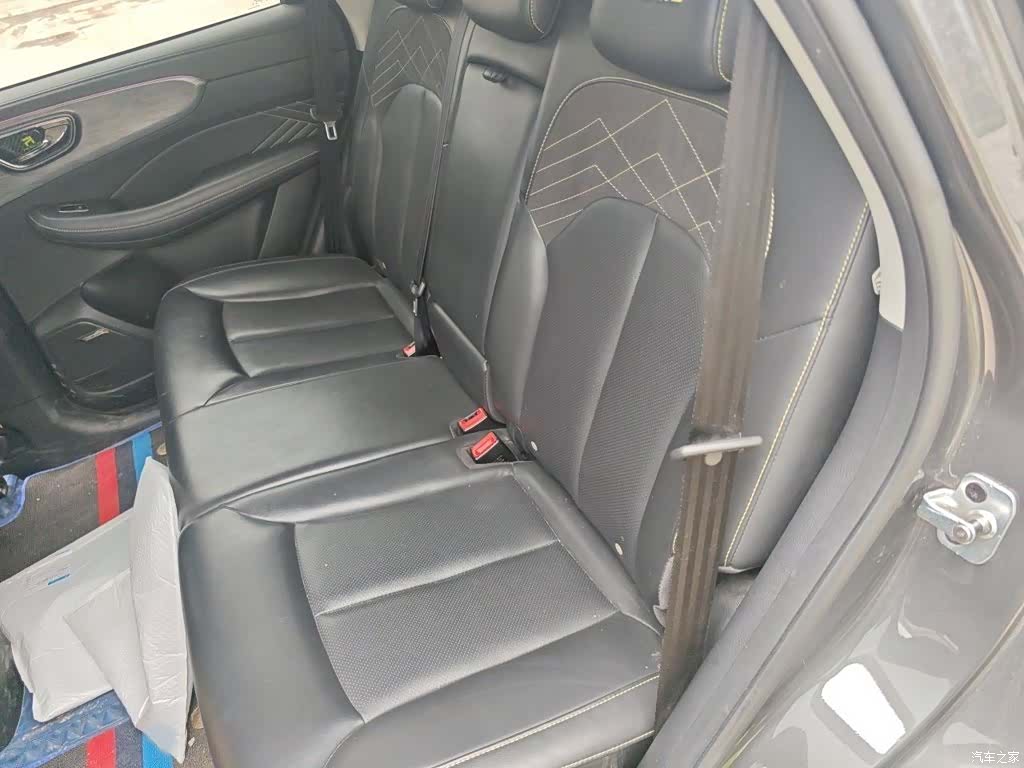Roewe RX5, 2022 15