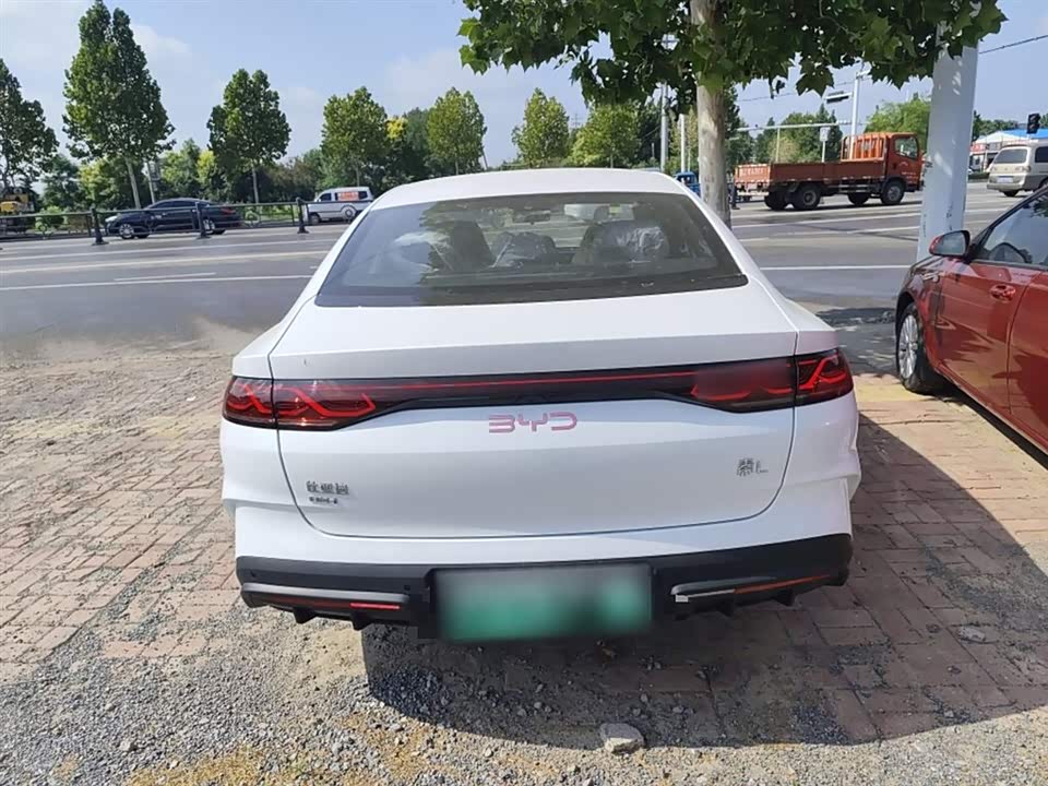 BYD Qin L
