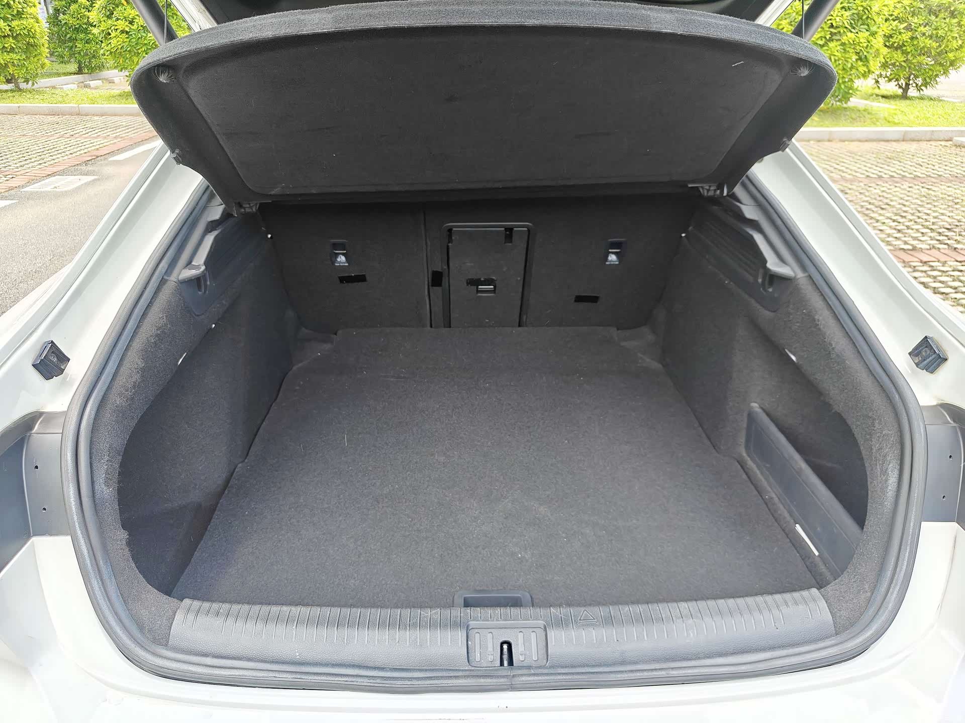 Volkswagen CC, 2020 10