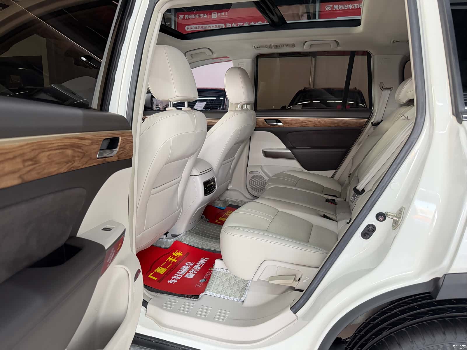 Trumpchi GS8, 2017 8