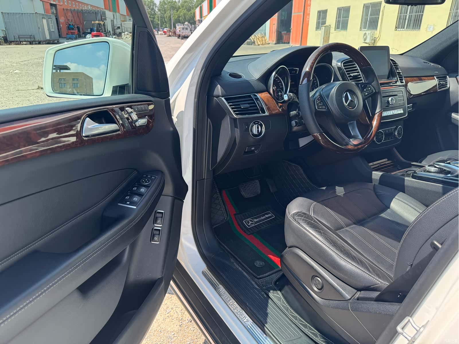 Mercedes-Benz GLS, 2017 30