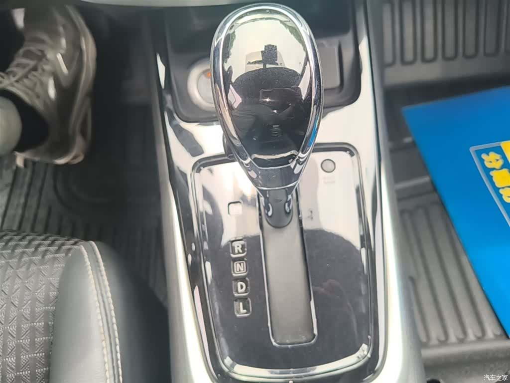 Nissan Tiida, 2017 14