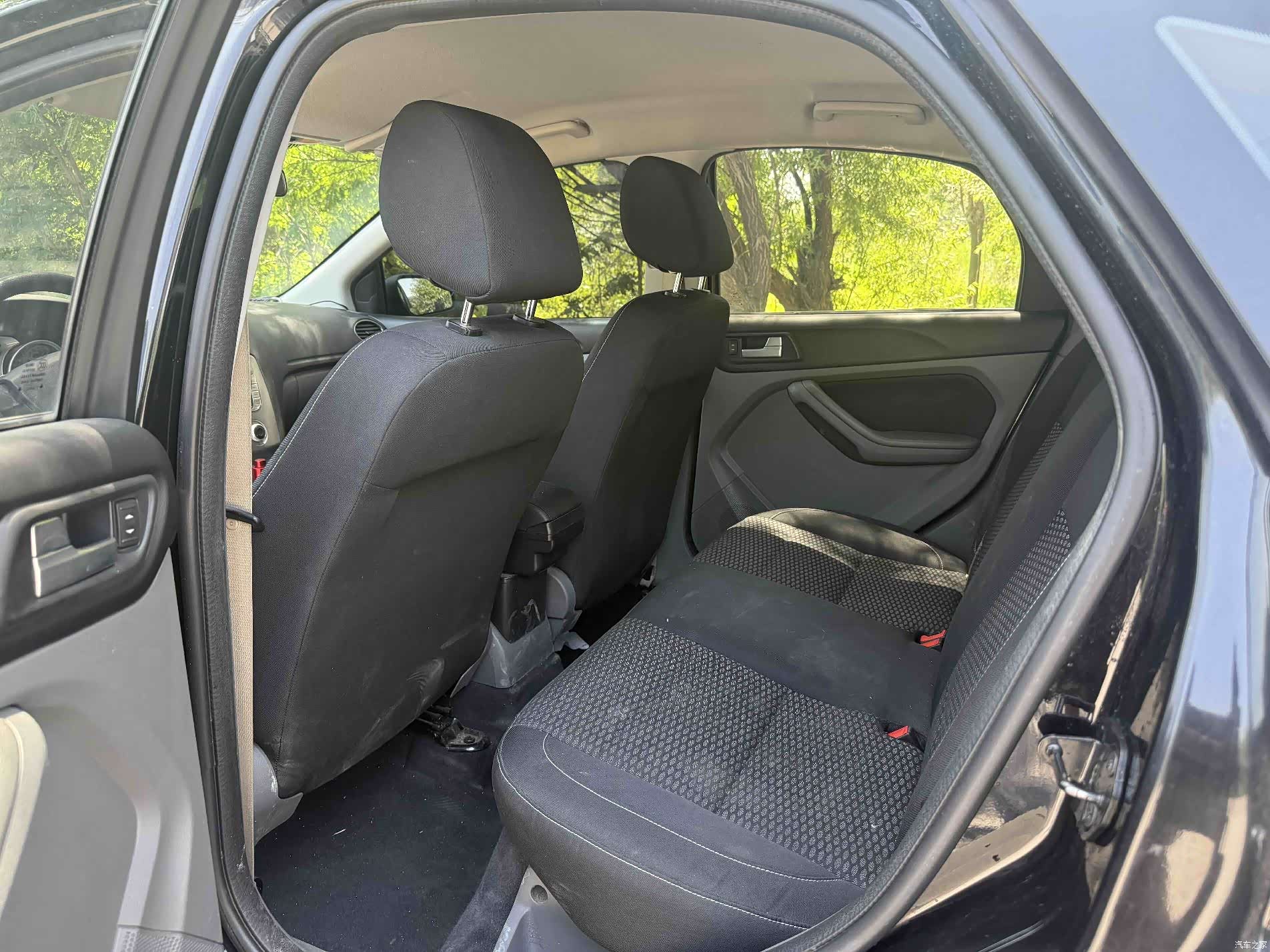 Ford Focus, 2013 10