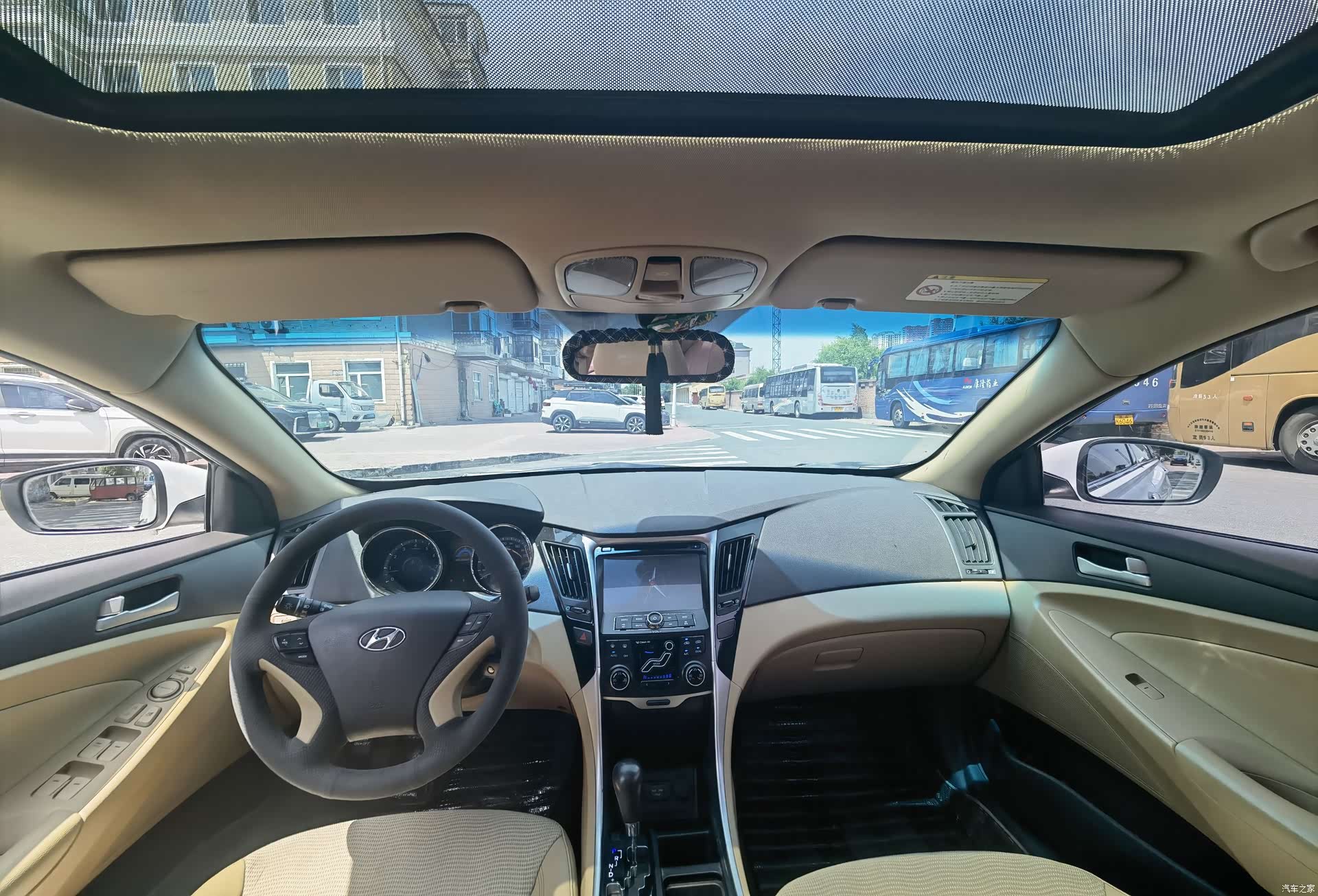 Hyundai Sonata, 2012 9