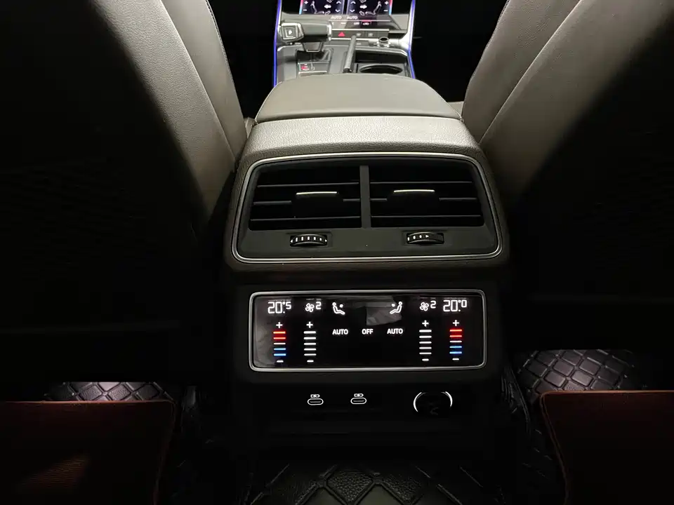 Audi A7L Audi A7L