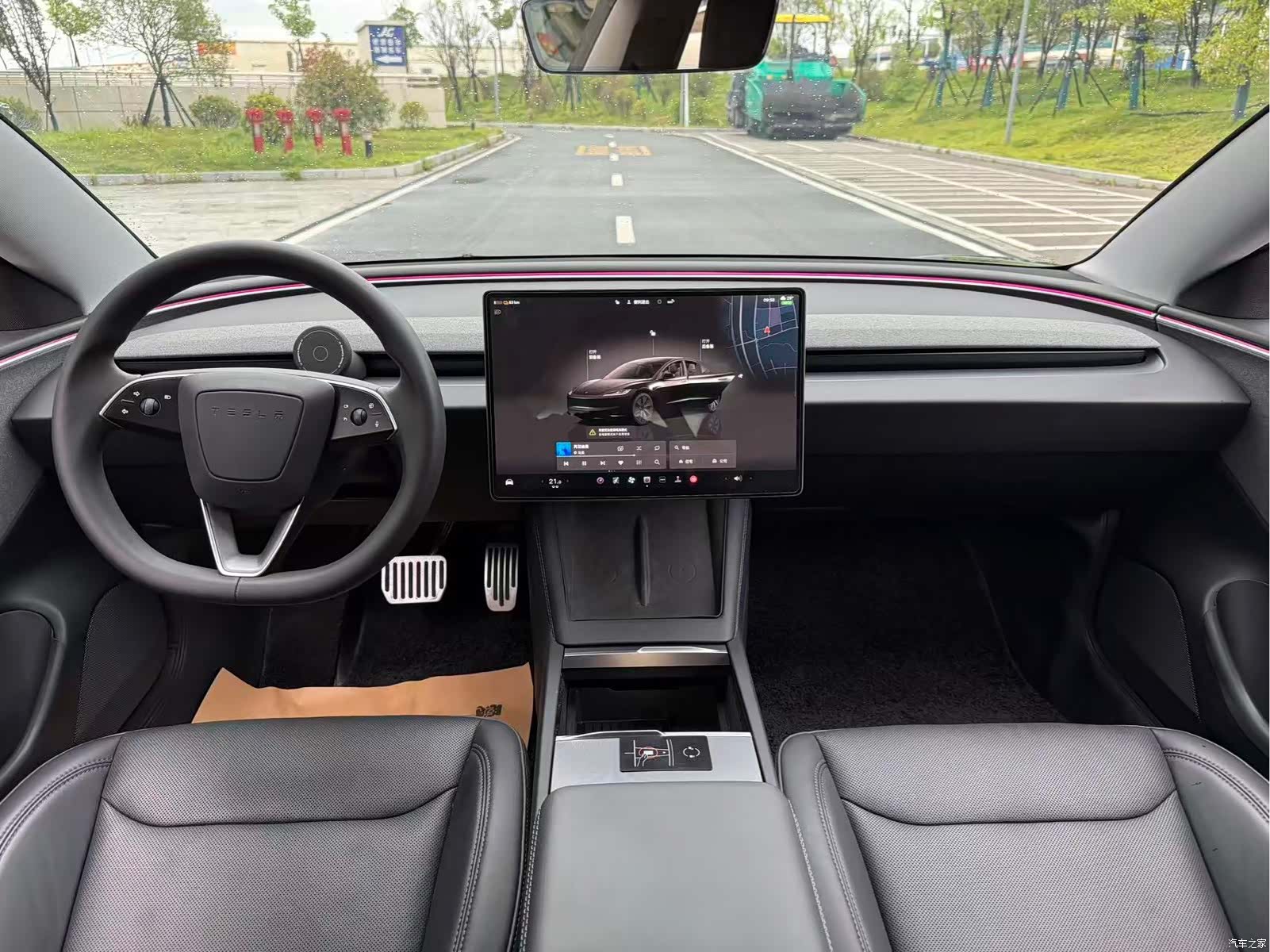 Tesla Model 3, 2024 все фото