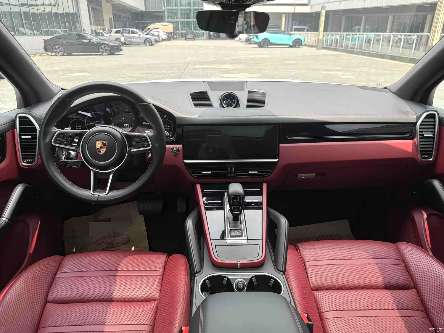 Porsche Cayenne, 2019 все фото