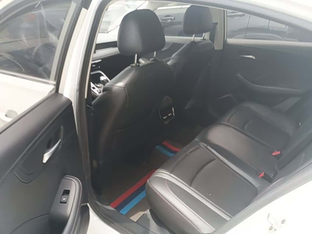 Roewe i5, 2023 17
