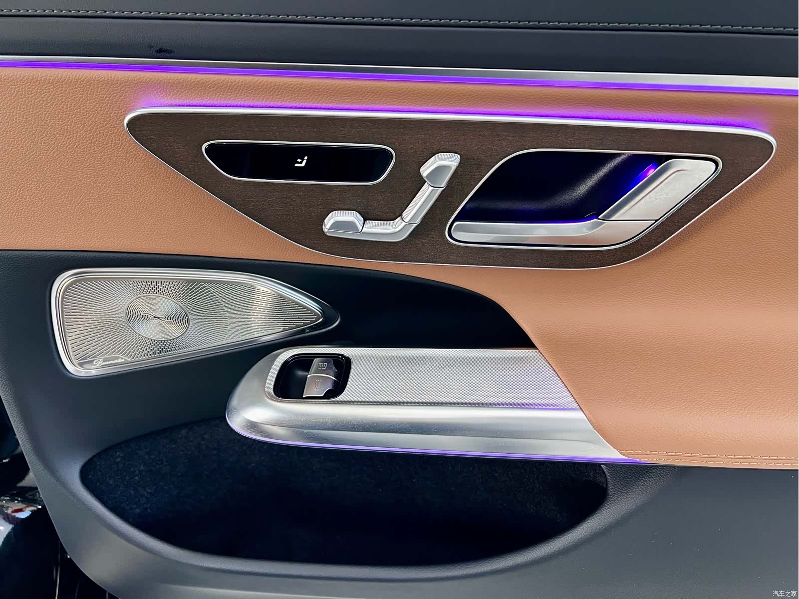 Mercedes-Benz E-Class, 2026 21