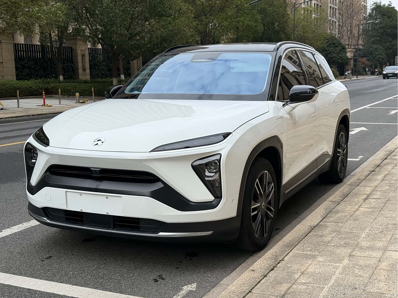 NIO ES6, 2022 4