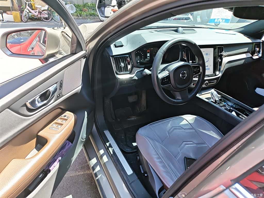 Volvo S60, 2021 14