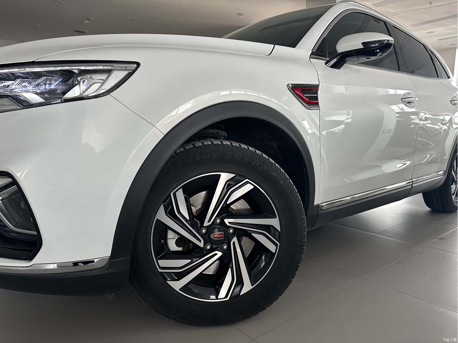 Hongqi HS5, 2021 15