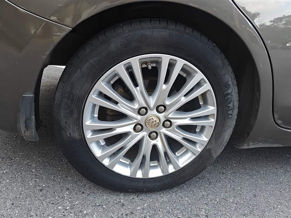 Buick Yinglang