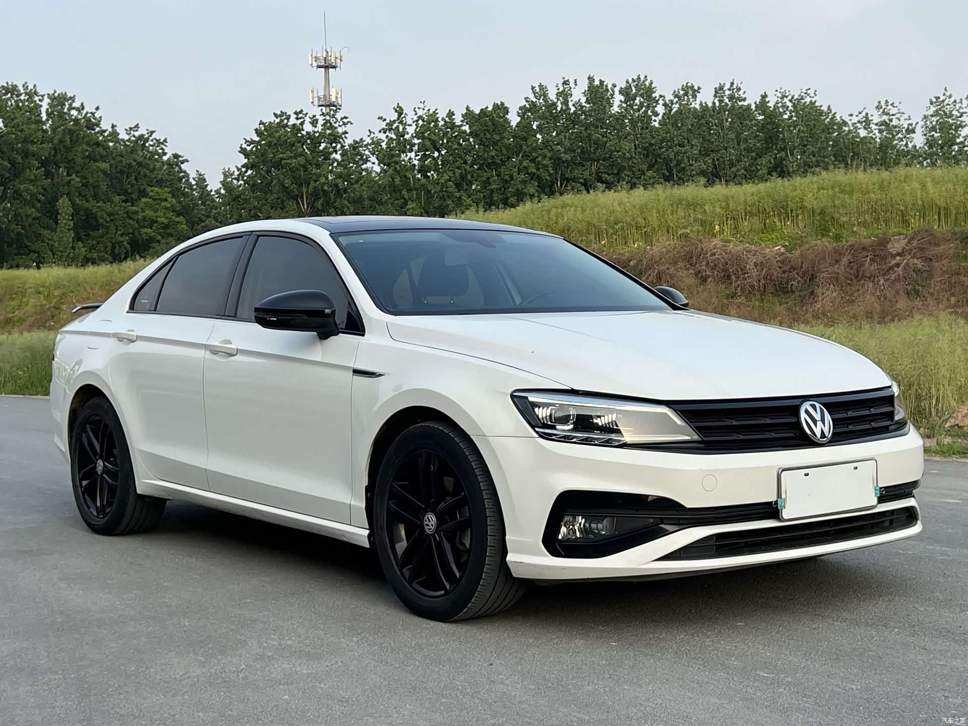 Volkswagen Lamando, 2021 3
