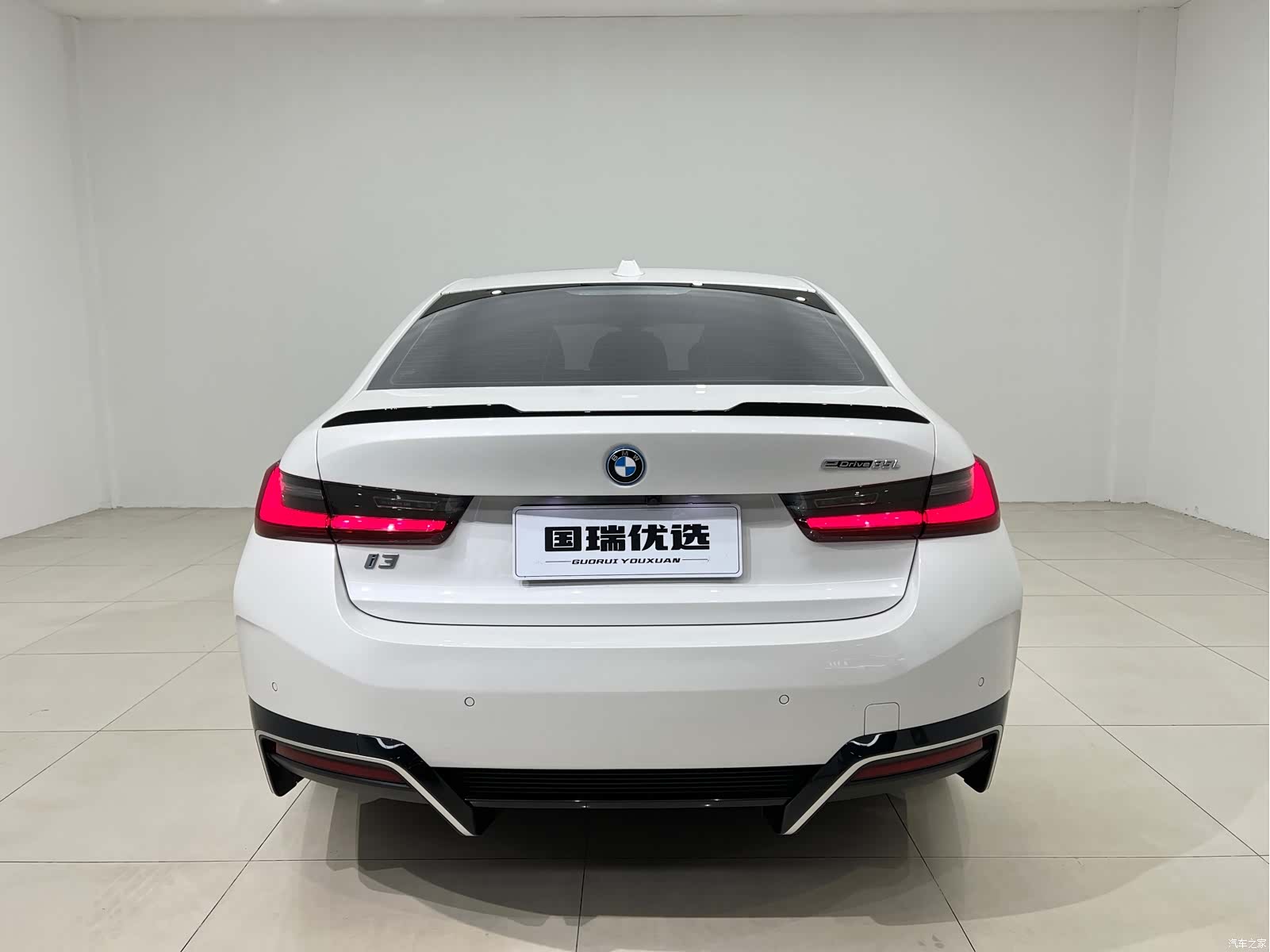 BMW i3, 2023 все фото