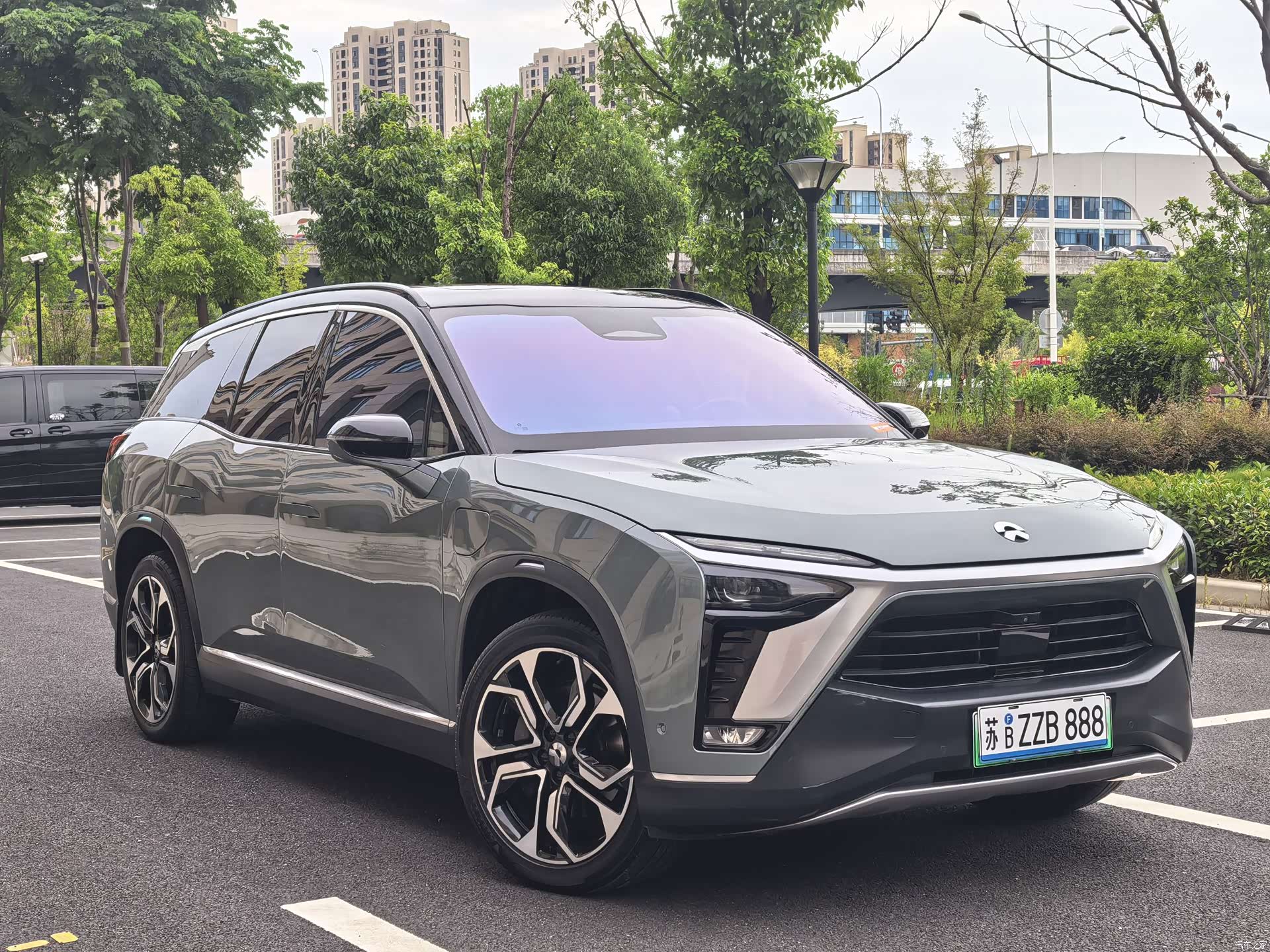 NIO ES8, 2021 3