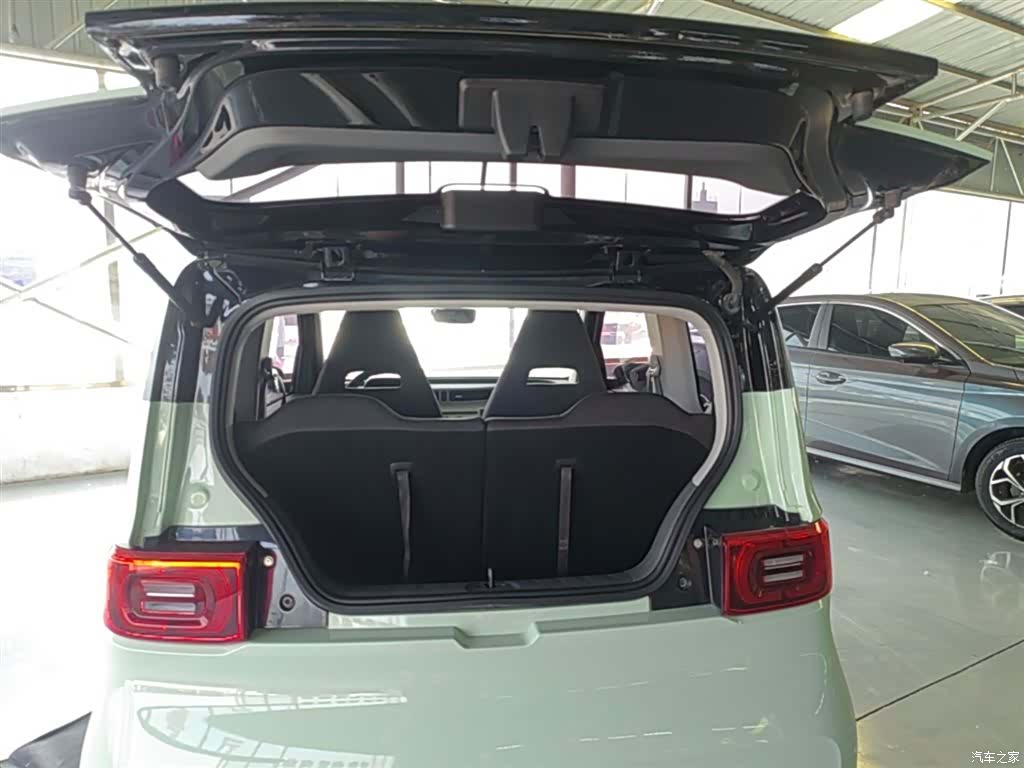 Wuling MINIEV, 2022 19