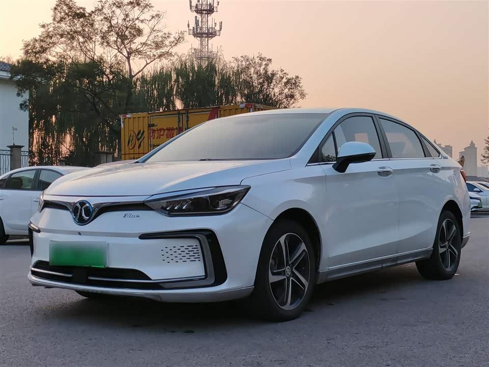 BAIC Beijing EU5
