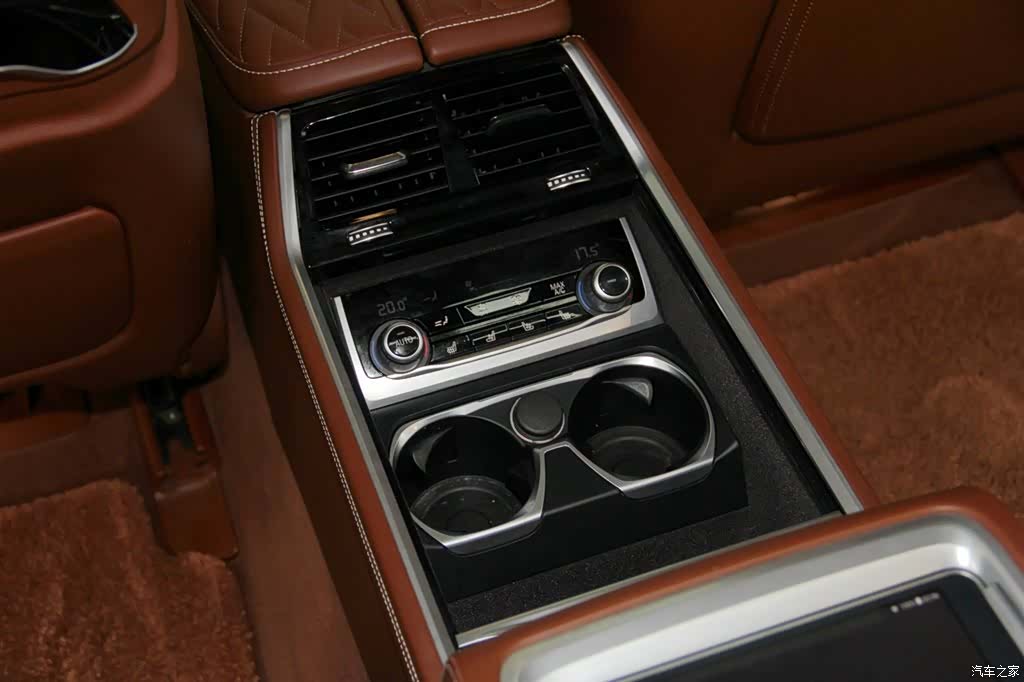 BMW 7 Series, 2021 24
