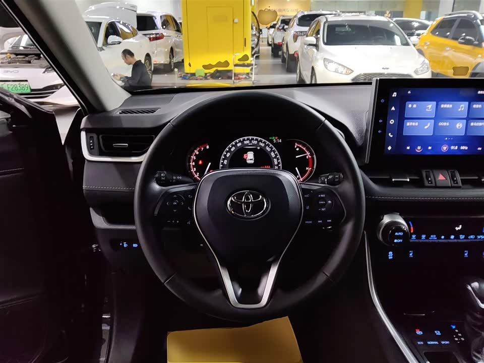 Toyota RAV4 Rongfang