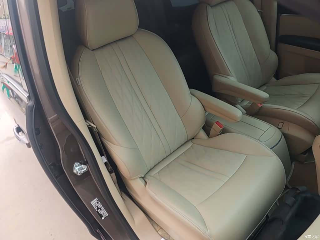 Buick GL8, 2024 20