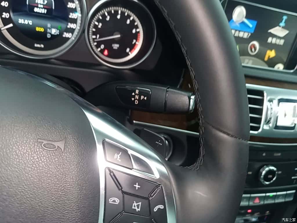 Mercedes-Benz E-Class, 2015 14