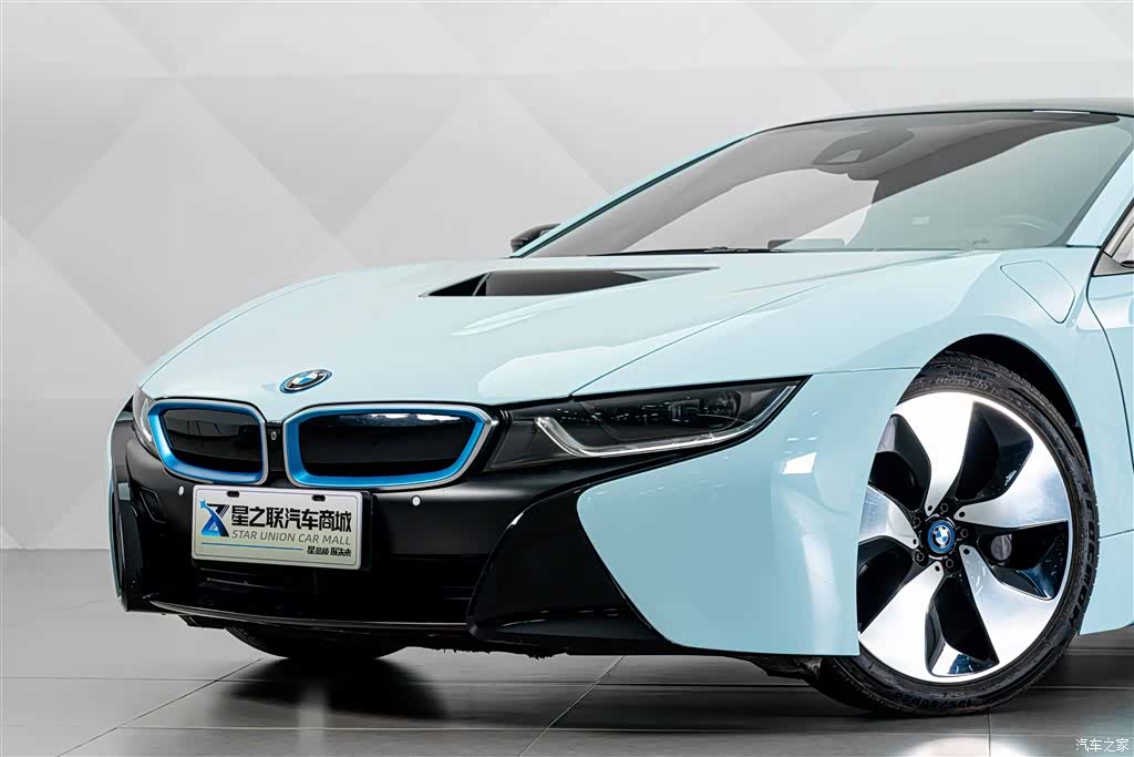 BMW i8, 2019 4