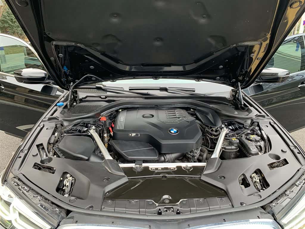 BMW 5 Series, 2023 18