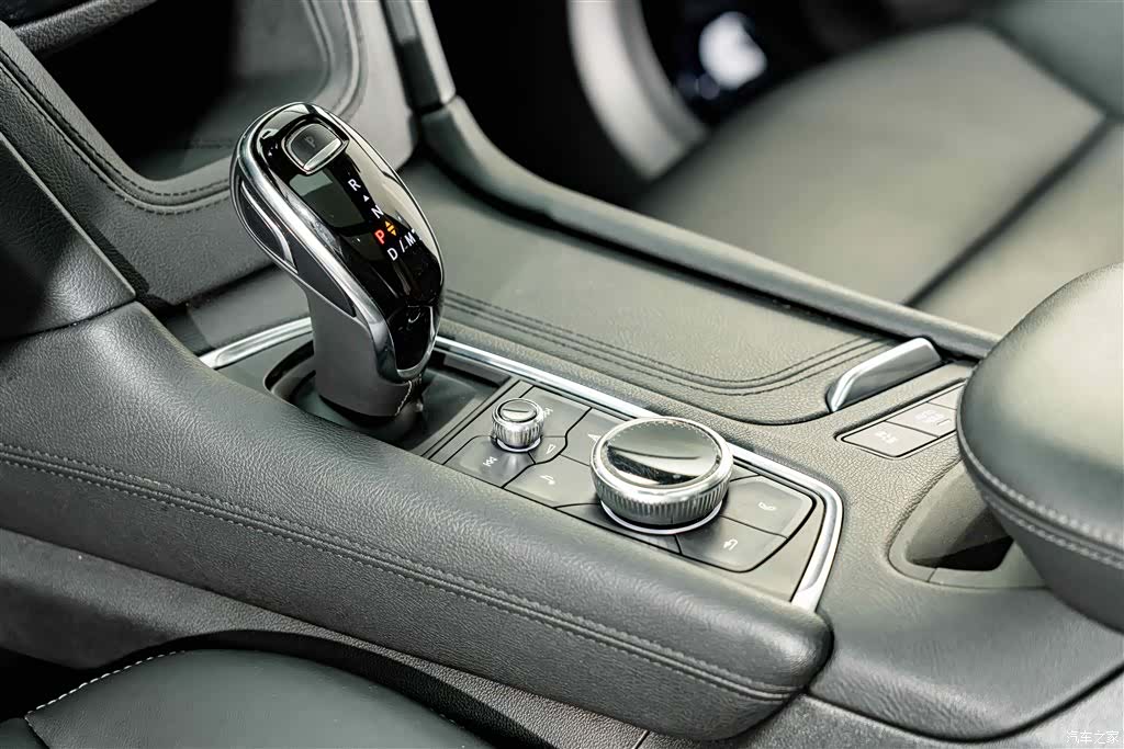 Cadillac XT5, 2020 11