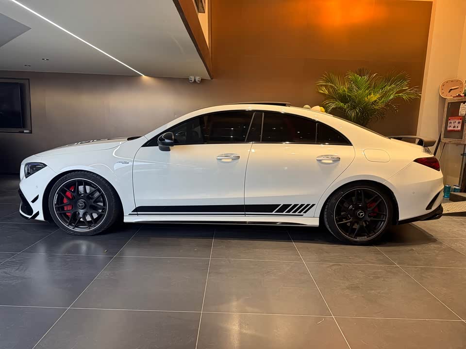 Mercedes-Benz CLA AMG