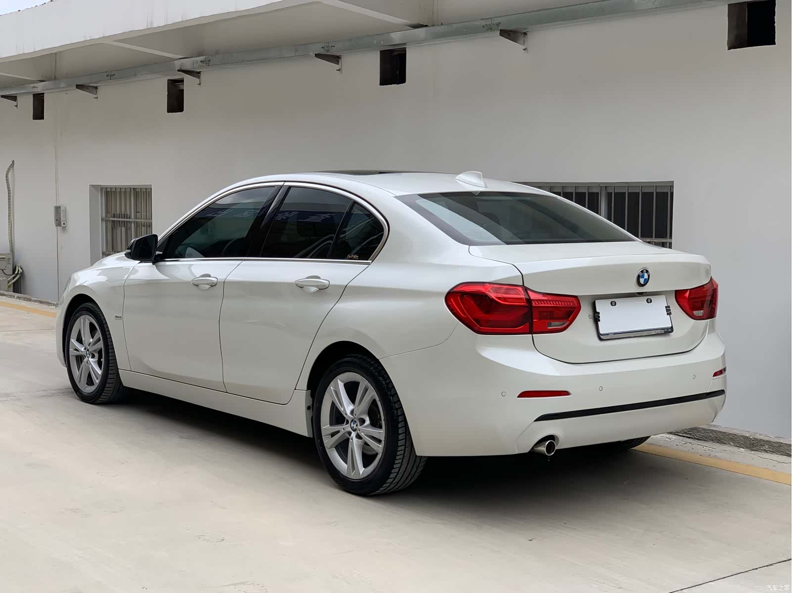 BMW 1 Series, 2017 11