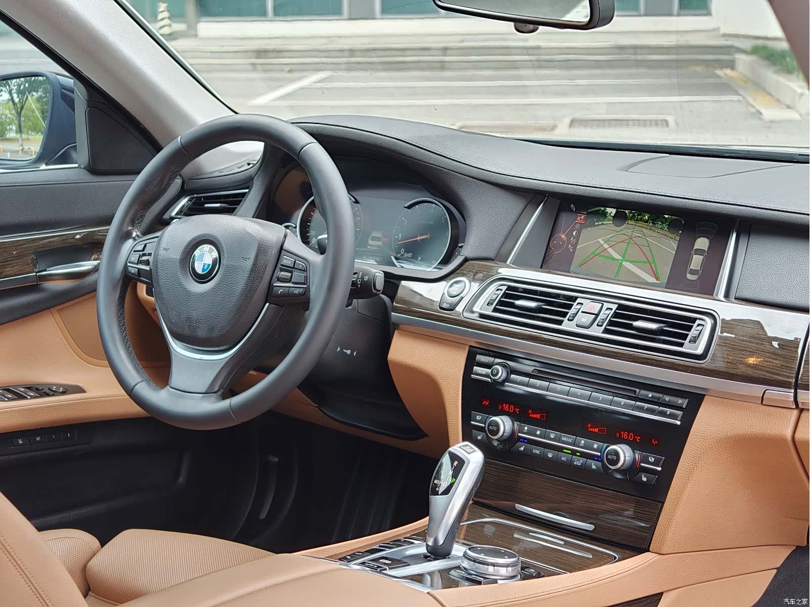BMW 7 Series, 2015 11